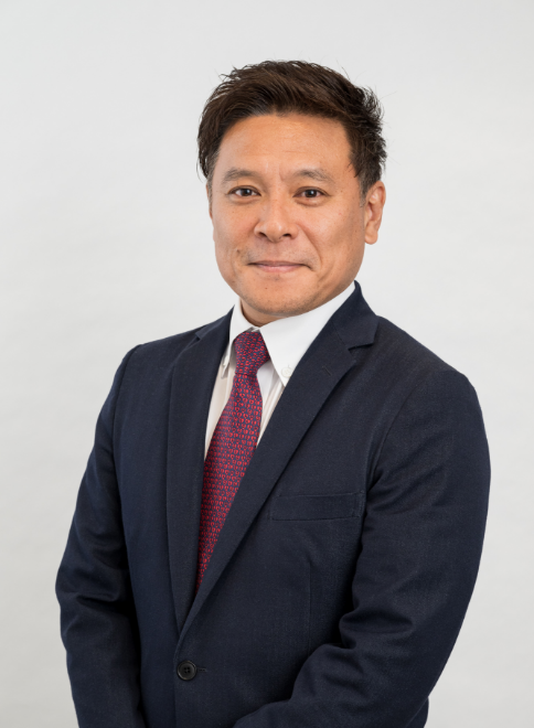 山田 康晴